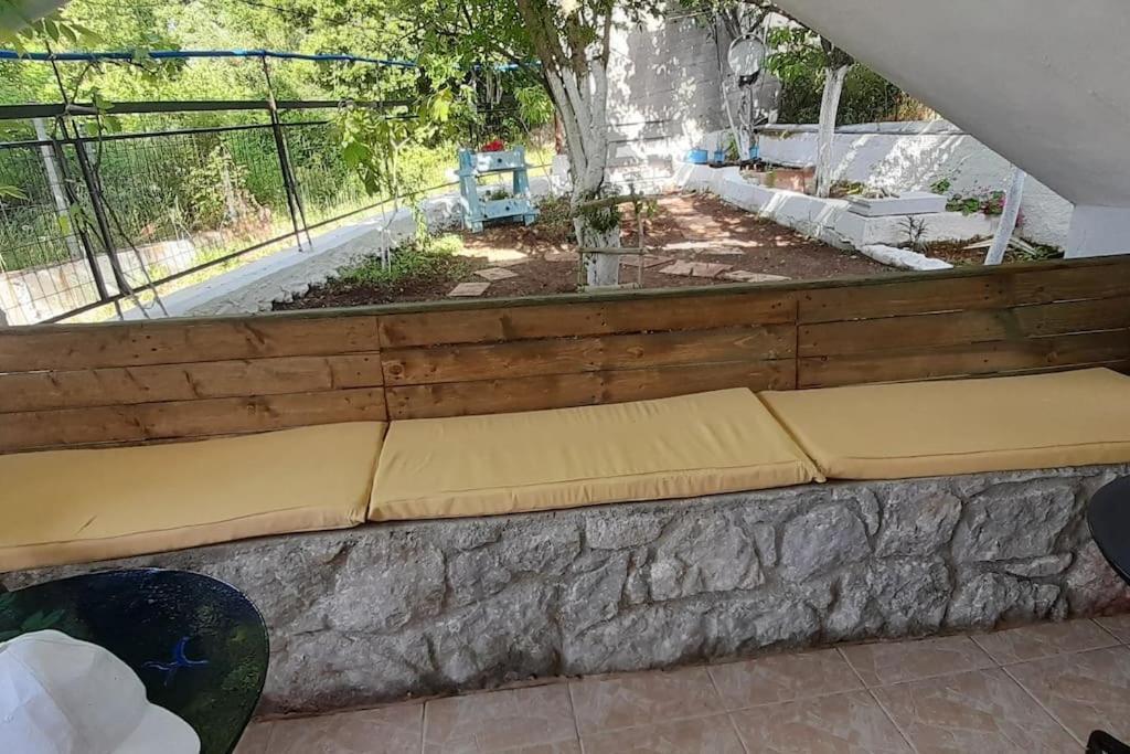 Το Σπίτι Της Ελένης Apartment Vlachia Exterior photo