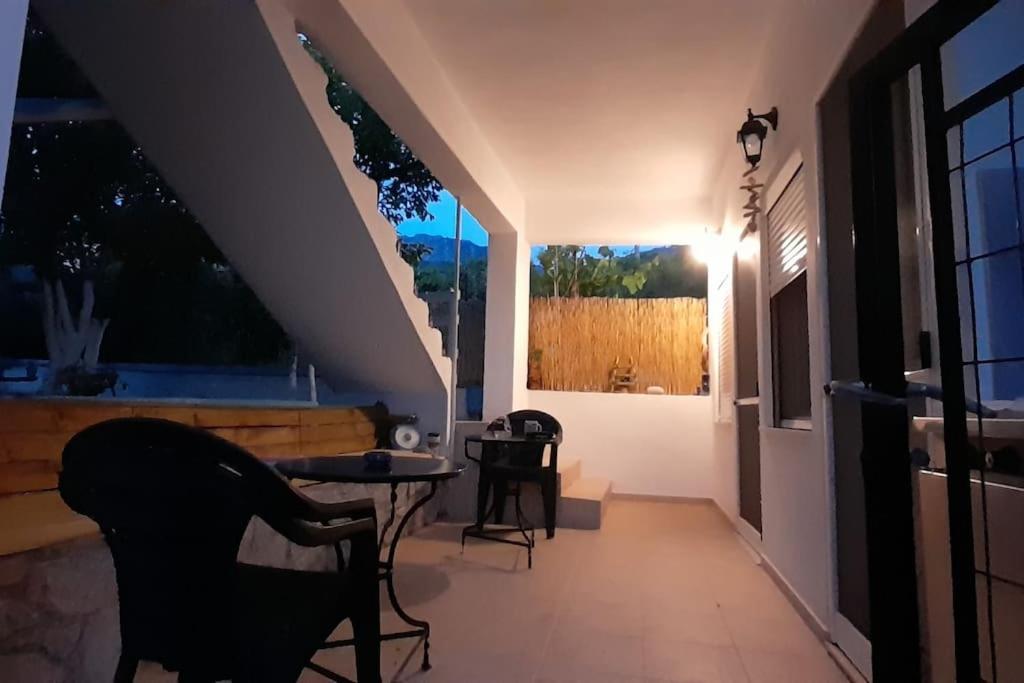 Το Σπίτι Της Ελένης Apartment Vlachia Exterior photo